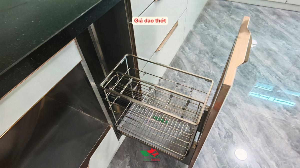 tủ bếp inox cánh kính