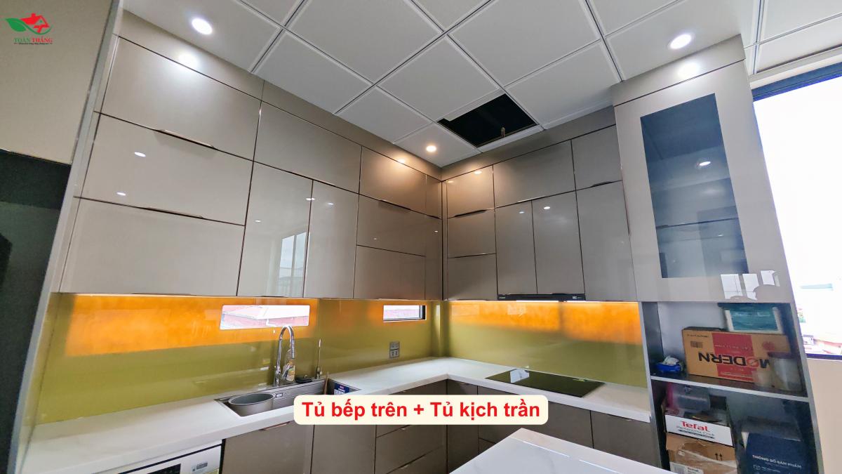 tủ bếp inox cánh kính chữ L