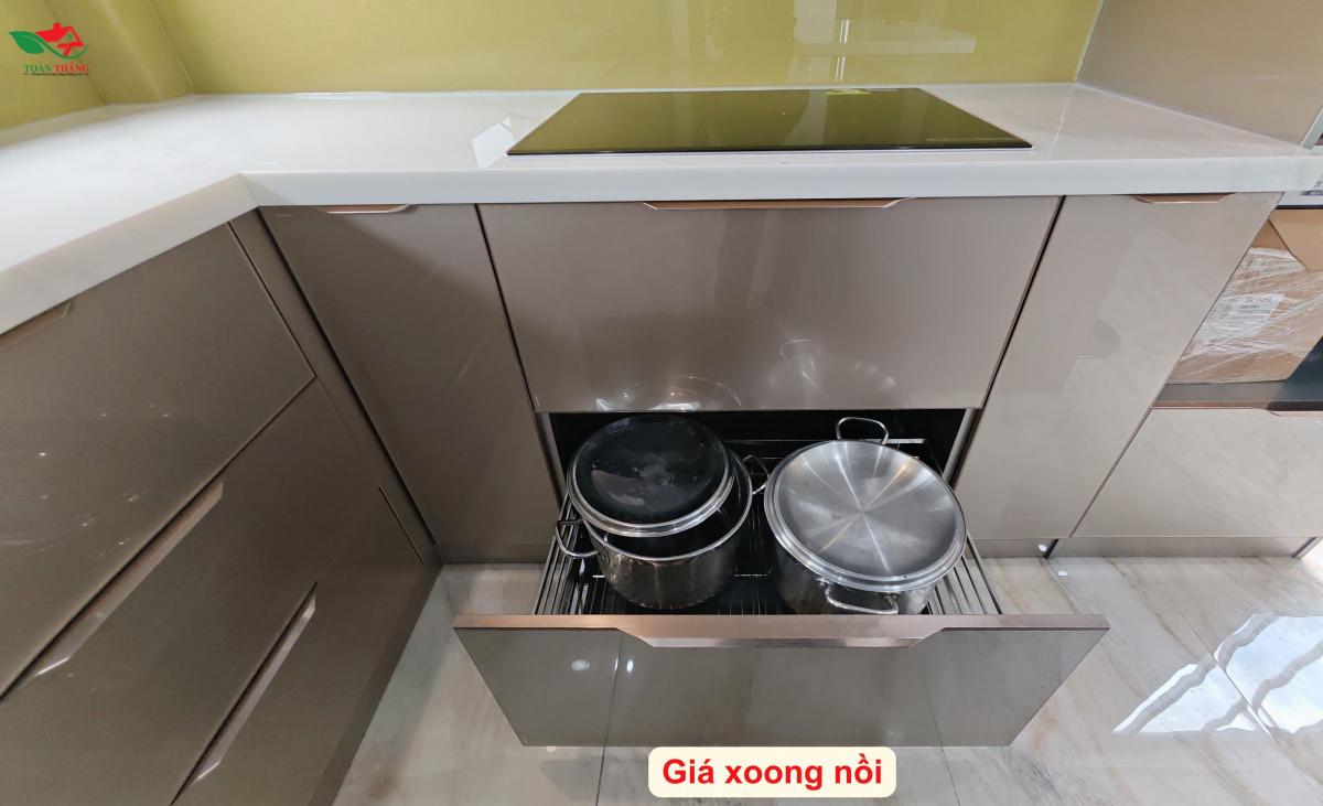 tủ bếp inox cánh kính chữ L