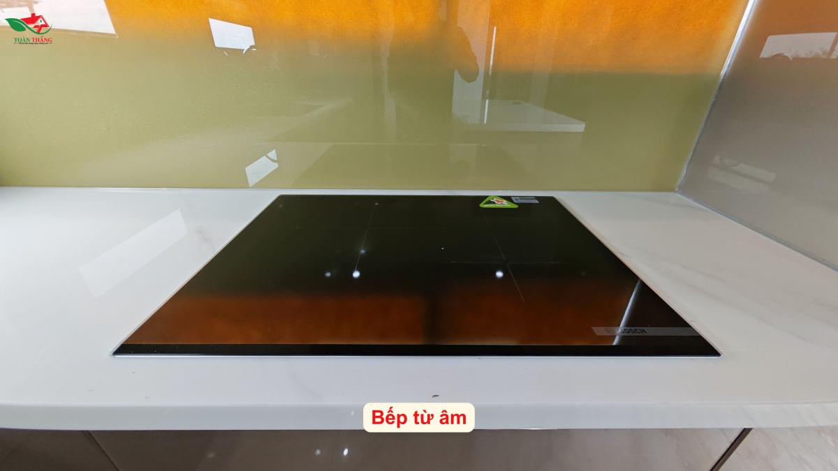 tủ bếp inox cánh kính chữ L