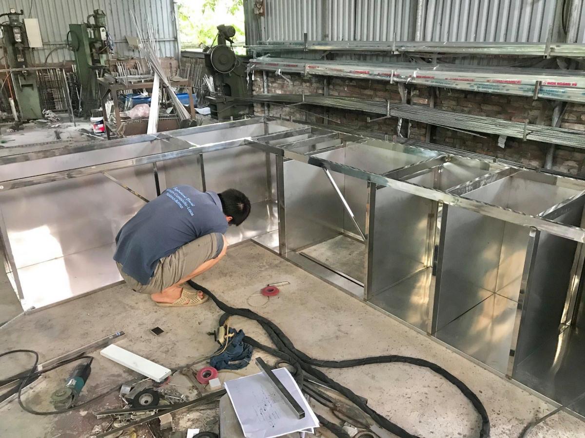 tủ bếp inox