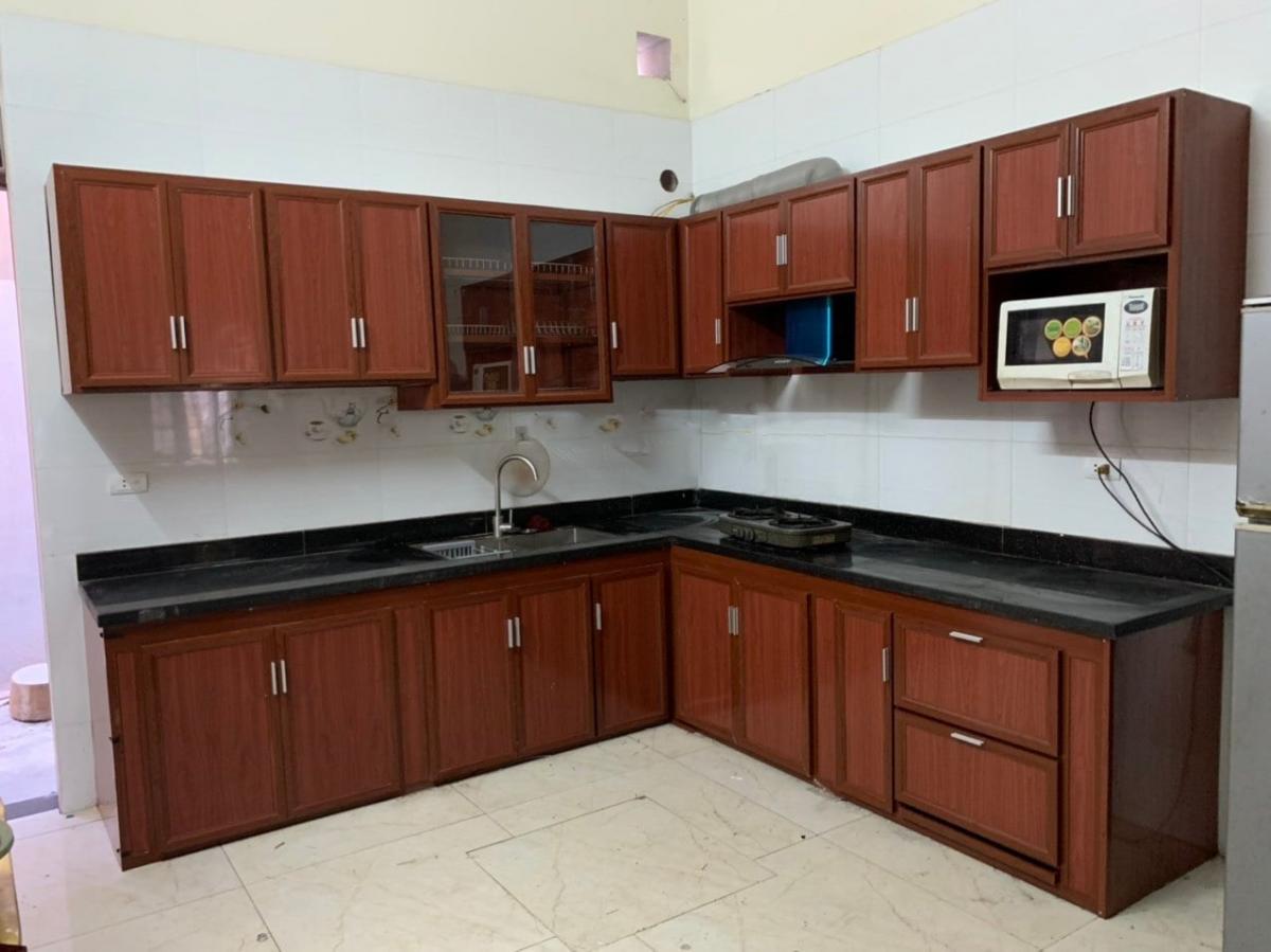 Tủ bếp nhôm kính