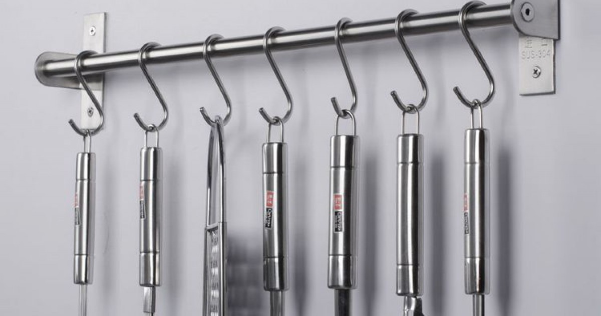 móc treo dụng cụ nấu ăn