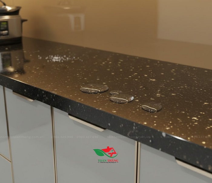 tủ bếp inox cánh kính