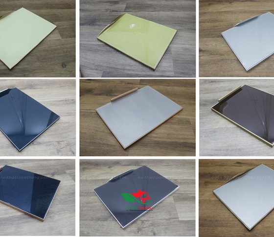 tủ bếp inox cánh kính