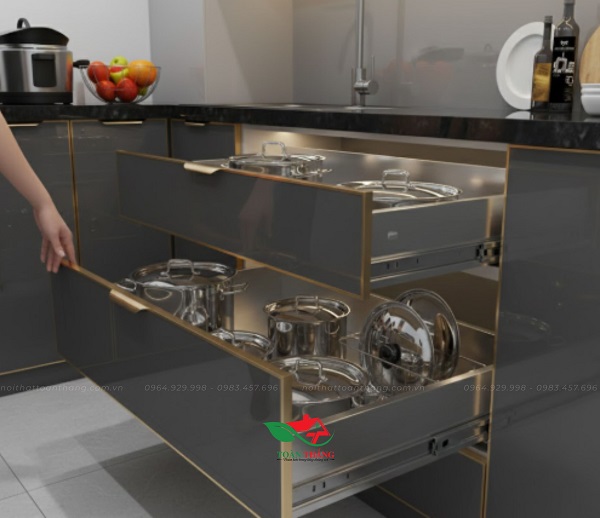 tủ bếp inox cánh kính
