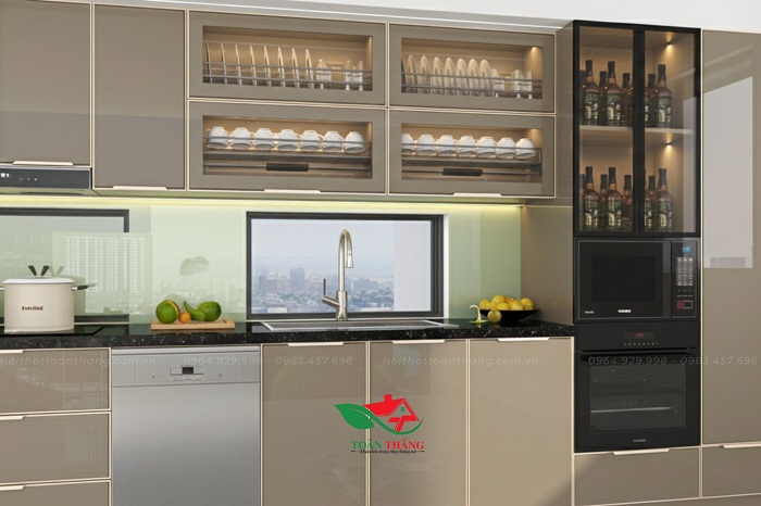 tủ bếp inox cánh kính