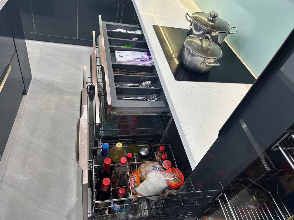 phụ kiện tủ bếp inox