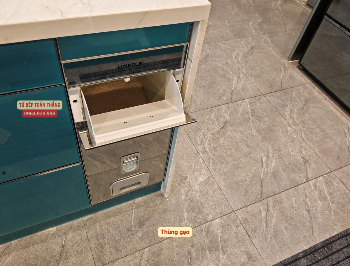 thùng gạo tủ bếp inox cánh kính