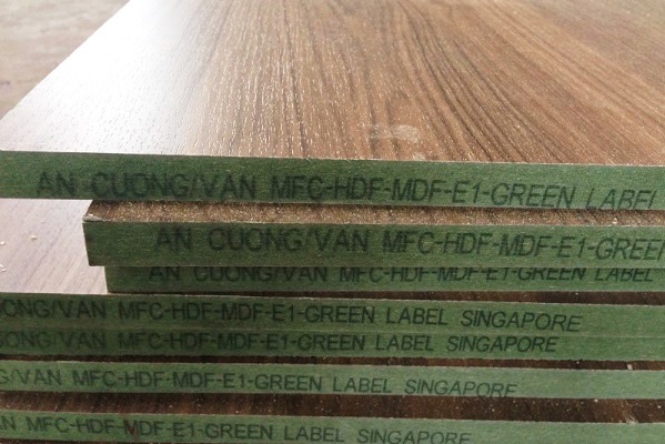 tủ bếp acrylic màu be